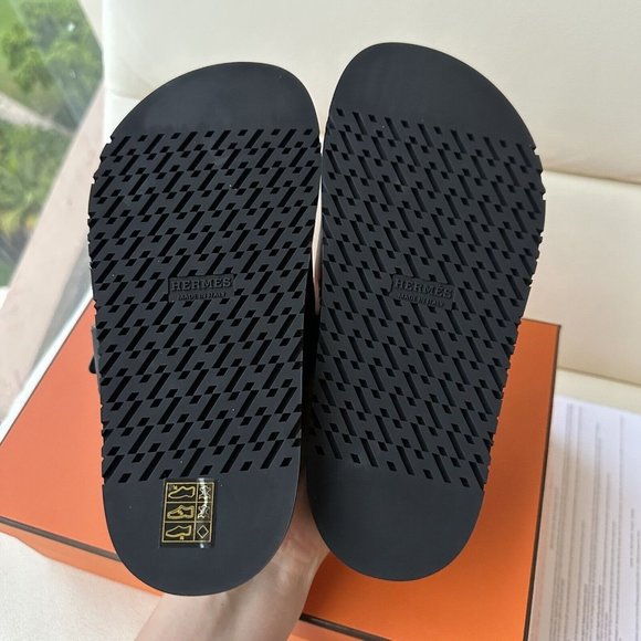 NEW HERMES CHYPRE SANDALS BLACK NOIR EU 37.5 100% Authentic With Box - Picture 5 of 7